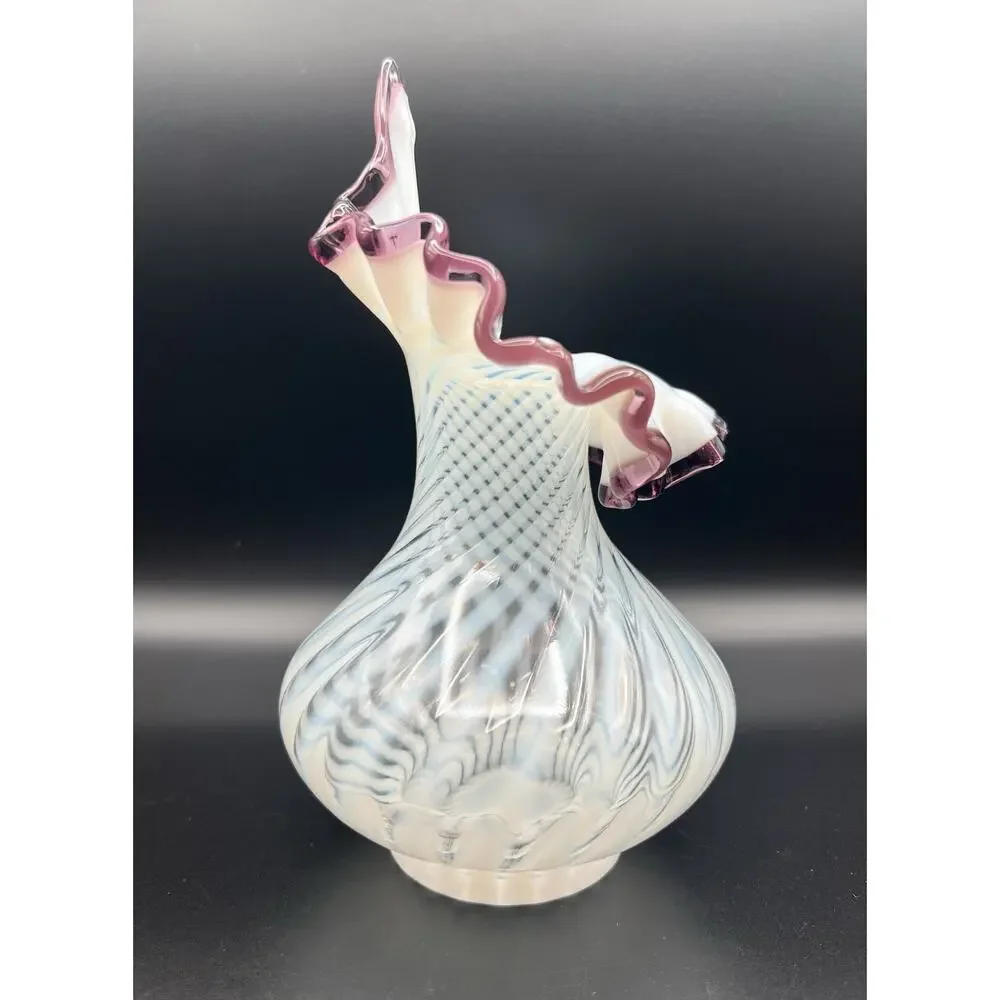 Fenton White Spiral Optic Opalescent Amethyst Crest Jack In The Pulpit Vase 9”